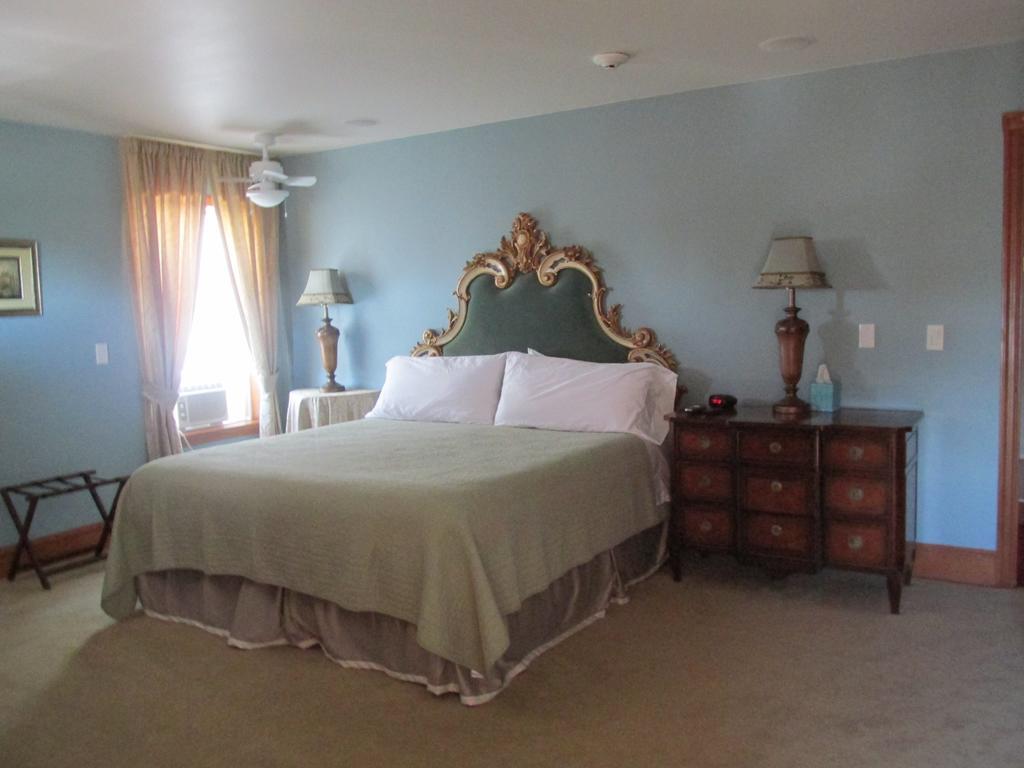 Mansion Inn Lake Stevens Quarto foto