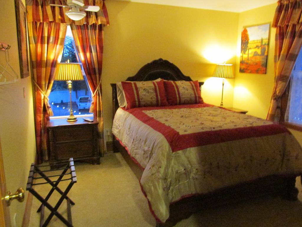 Mansion Inn Lake Stevens Quarto foto
