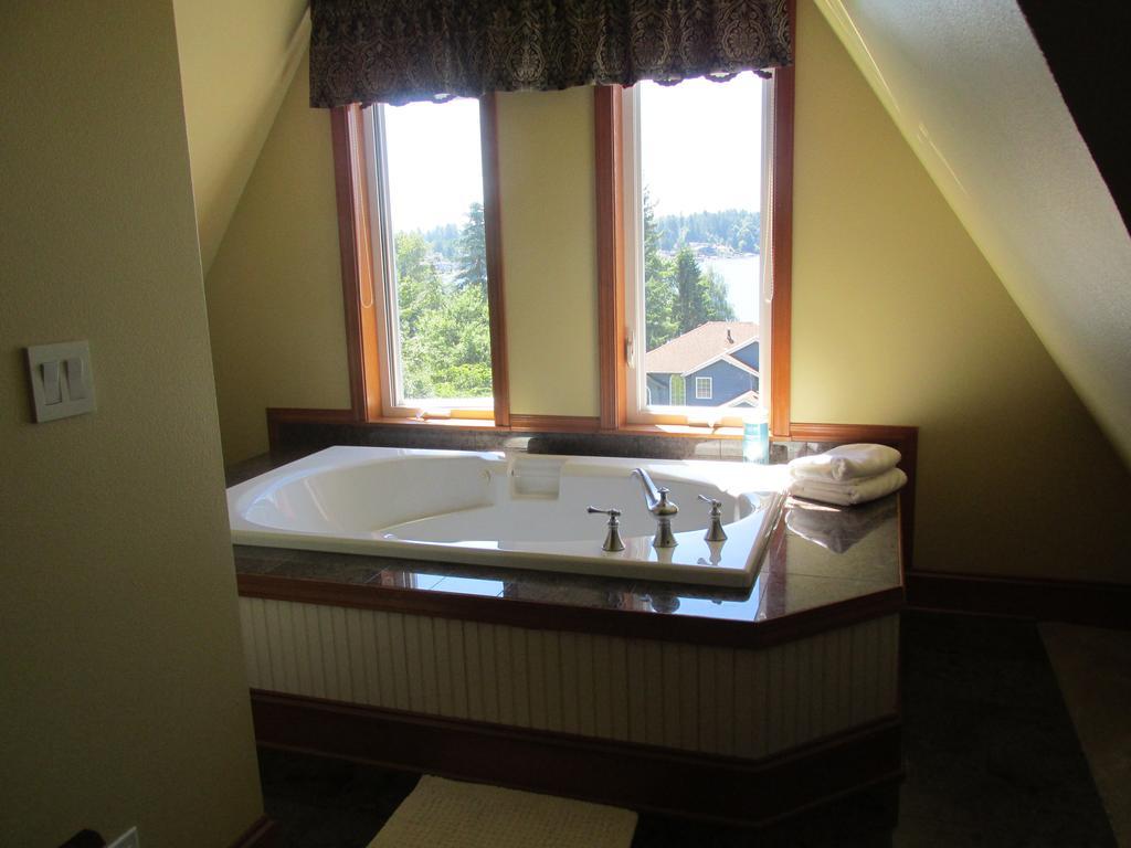 Mansion Inn Lake Stevens Quarto foto